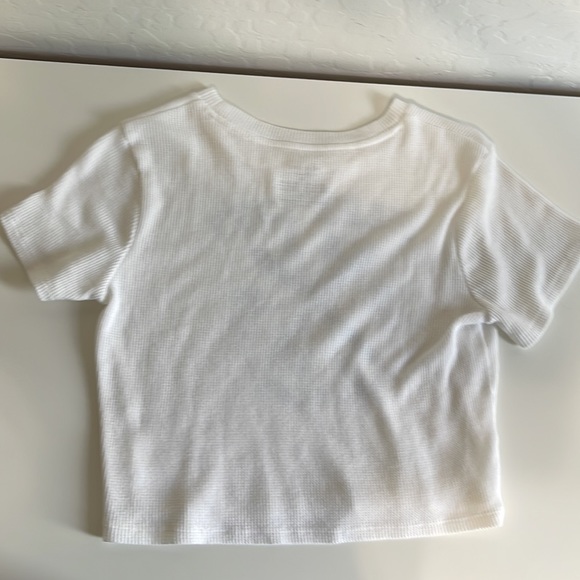 Crop top - Picture 2 of 2